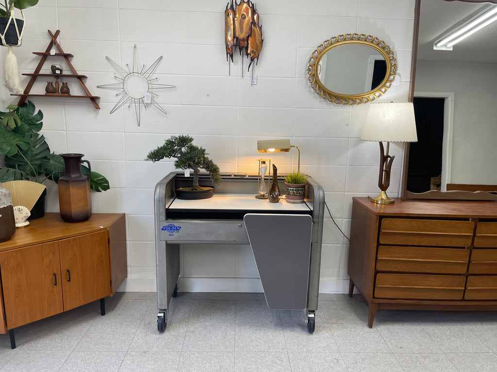 Rol Dex roll top desk