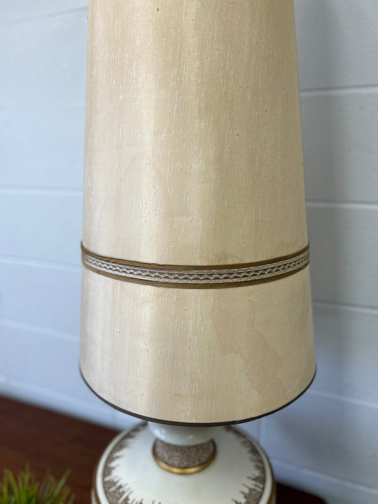 Huge ceramic lamp