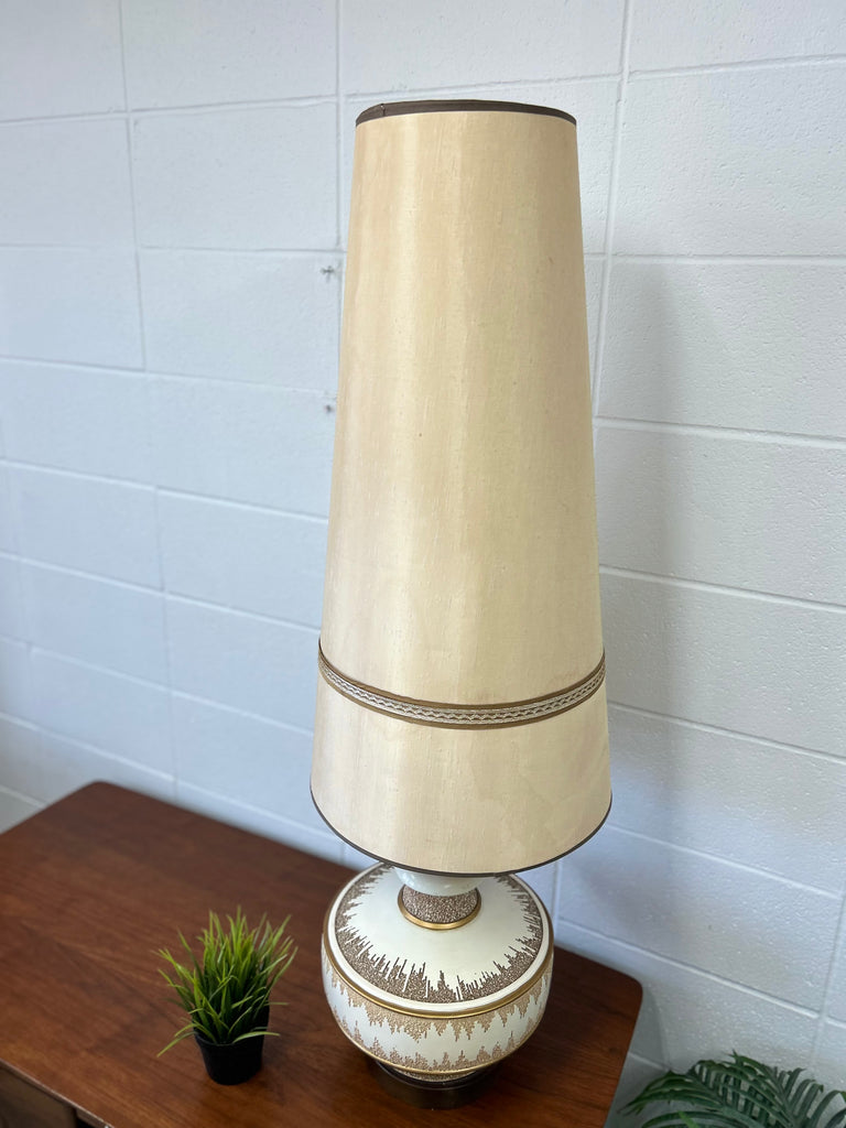 Huge ceramic lamp