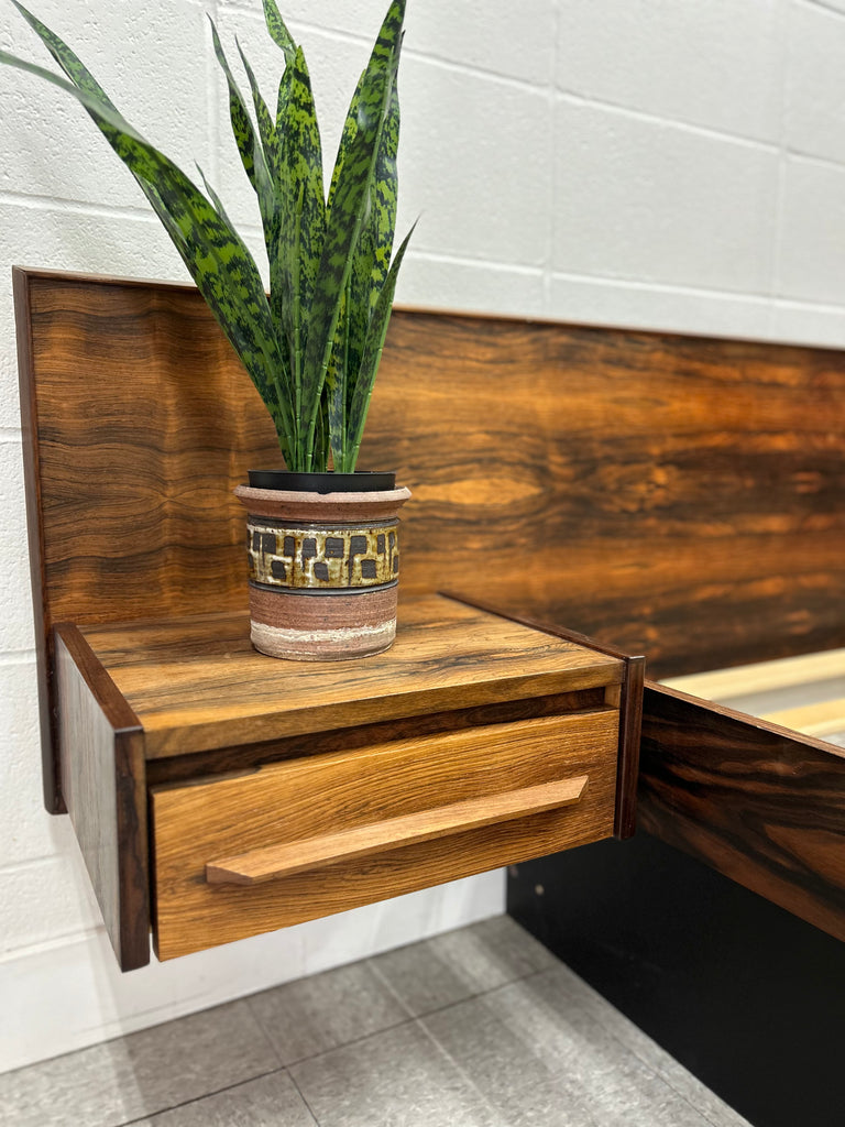 Rosewood QUEEN platform bed