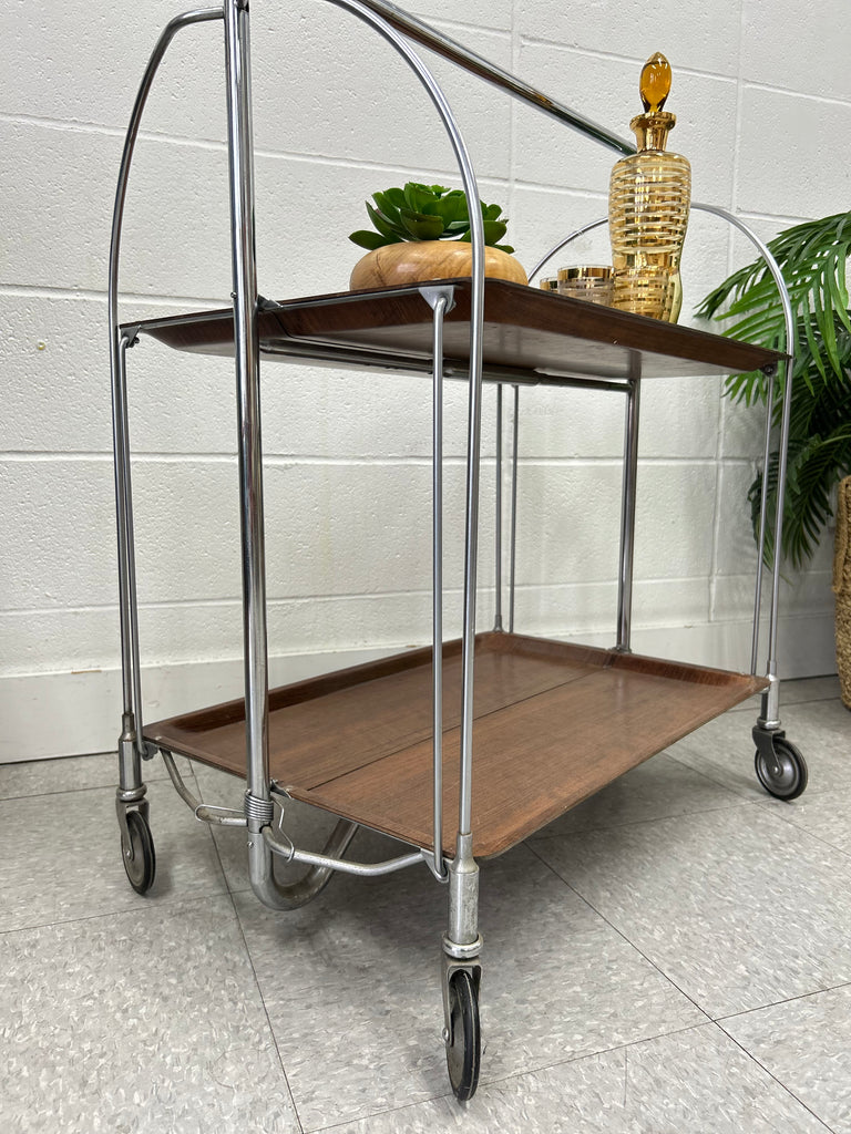 Folding barcart