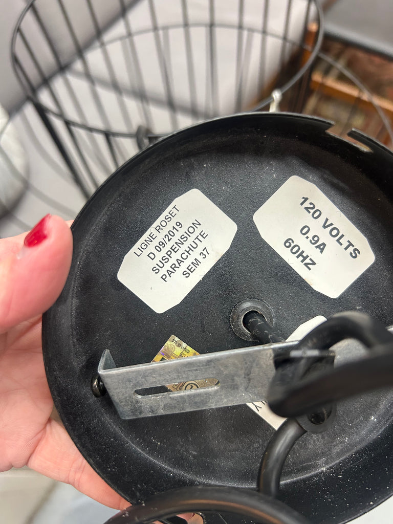 Linge Roset light fixture