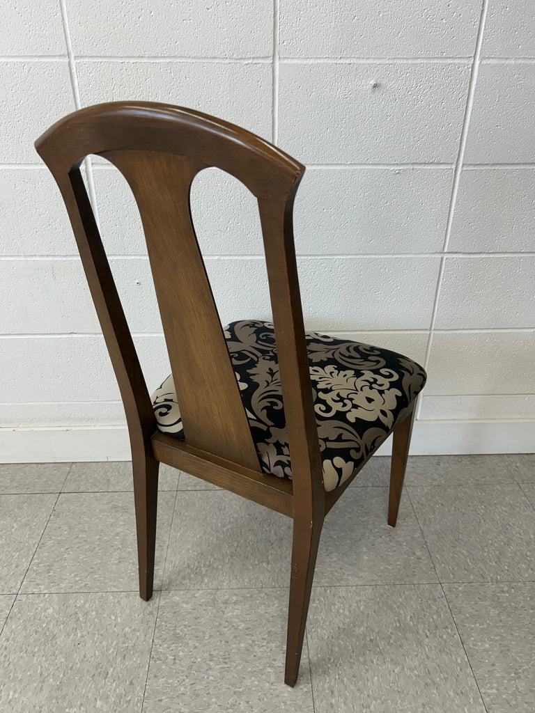 Walnut chair set (6)