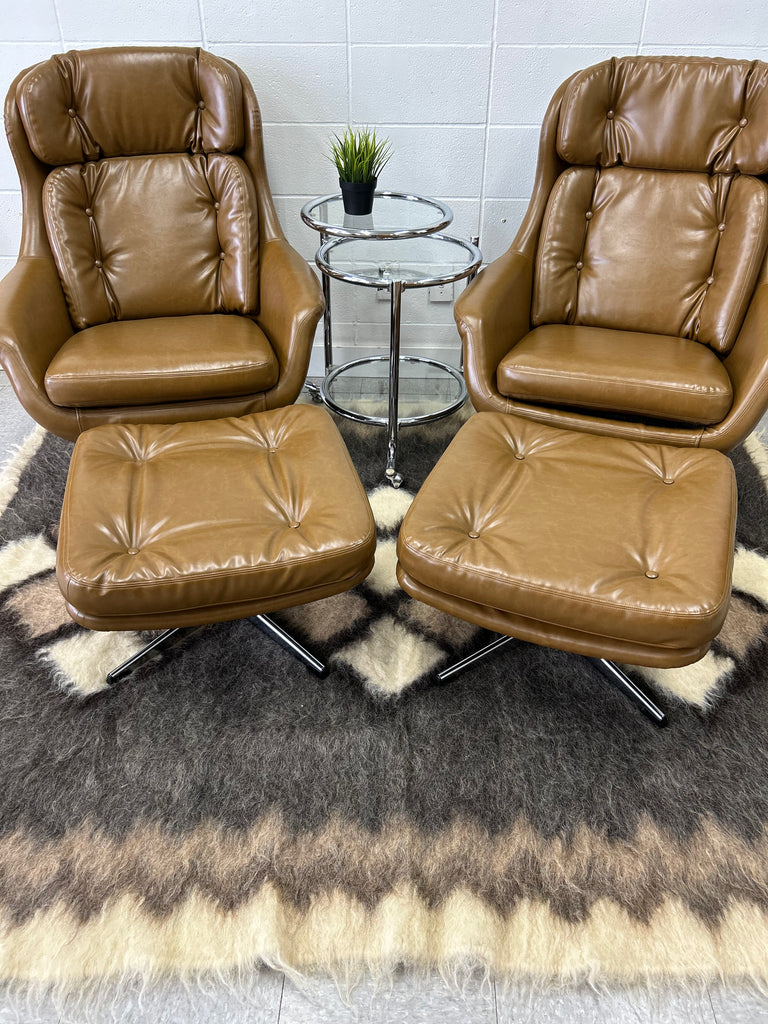 Egg chair and ottoman pair