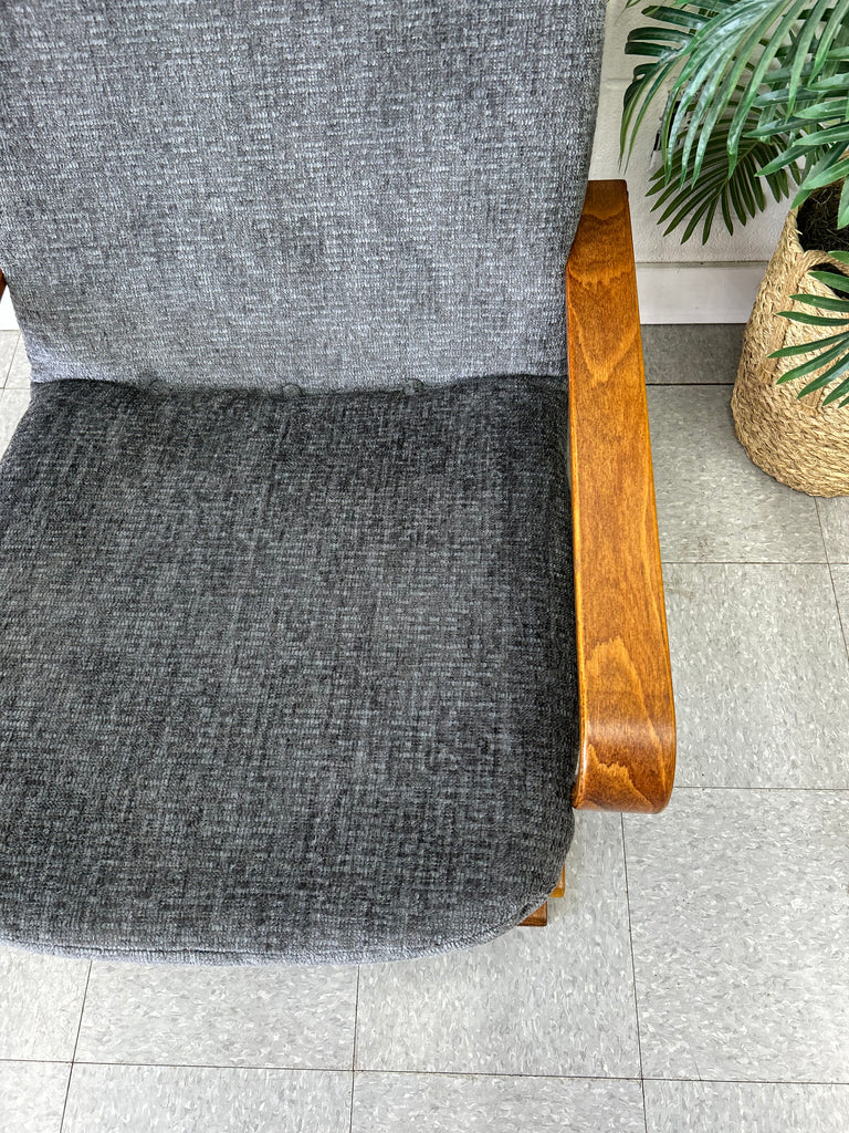 Bentwood lounge chair